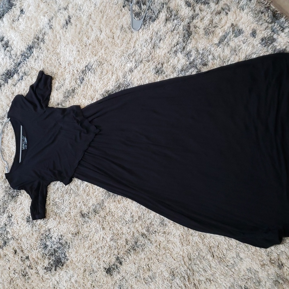 Latched Mama Knot Front Maxi Nursing dress